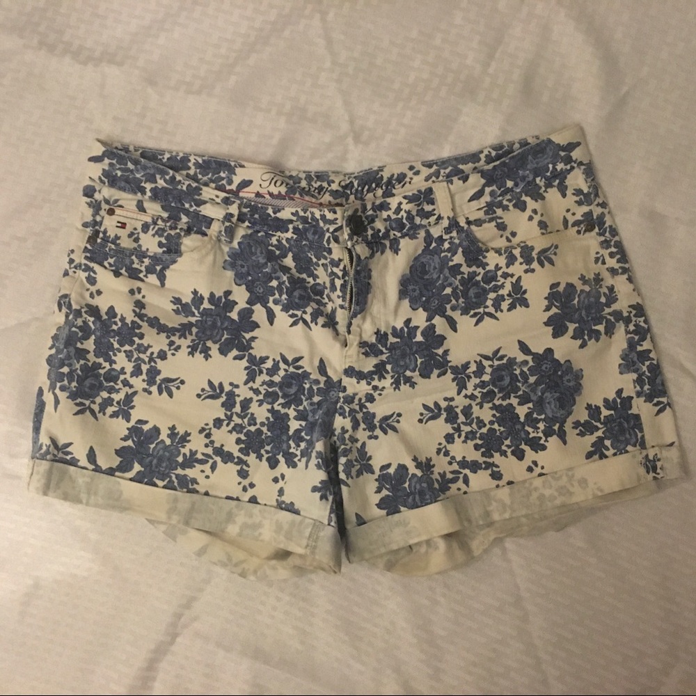 Tommy Hilfiger Floral Denim Shorts